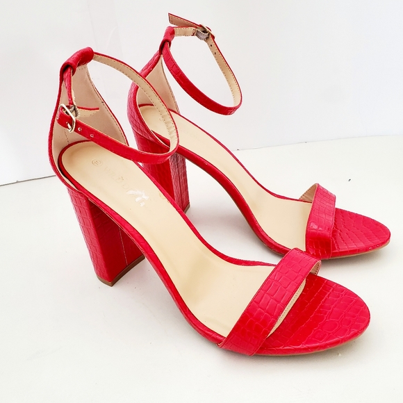 Wild Diva Red Croc-Embossed Ankle Strap Sandals Size 8 - Picture 2 of 9